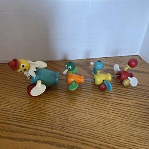 1950's Fisher Price Bobblehead/Nodder Mother Duck & Ducklings Pull Toy See Notes